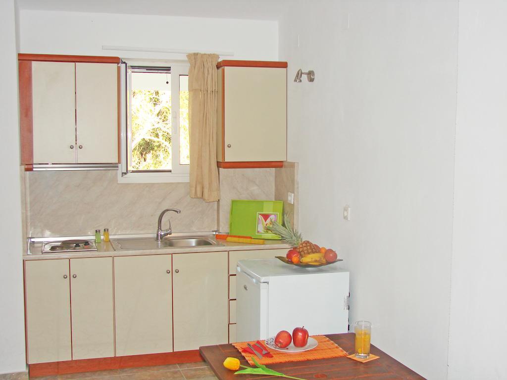 Corfu Pearl 3* ליאפאדס